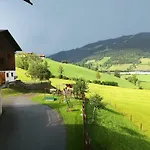 Bauernhof Unterbichl フラッハウ