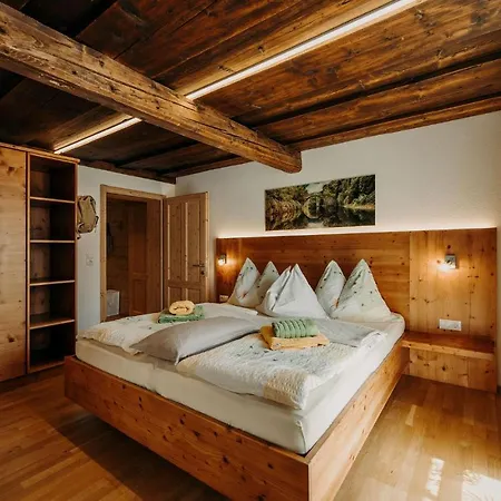 ファームステイ Bauernhof Unterbichl